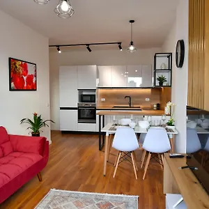 new-central-apartment.albaniahotels.org/